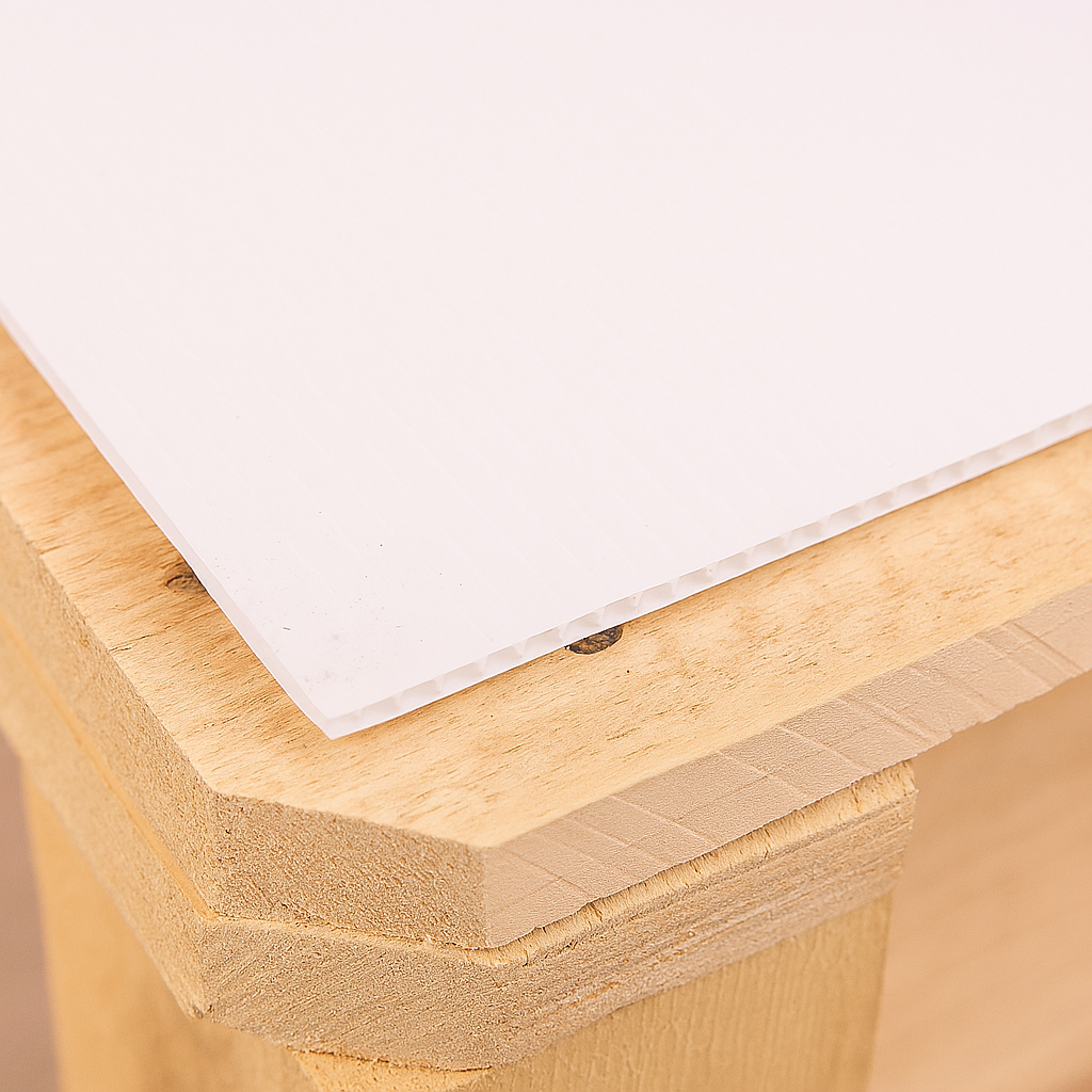 Kartonplast proložka 1180 mm x 780 mm x 2,5 mm 450 G/m2 bílá